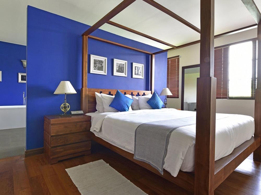 Colombo Court Hotel & Spa Exterior photo