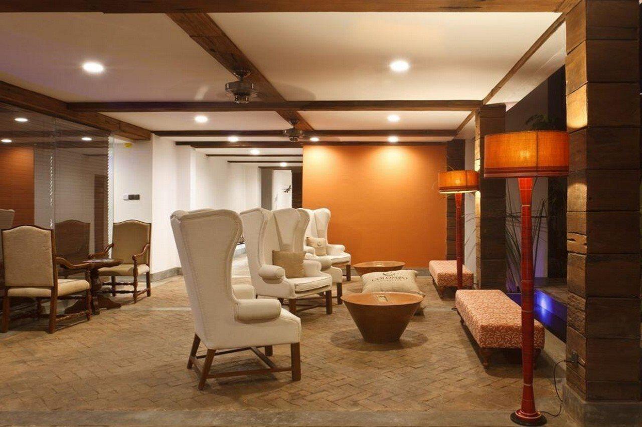 Colombo Court Hotel & Spa Exterior photo