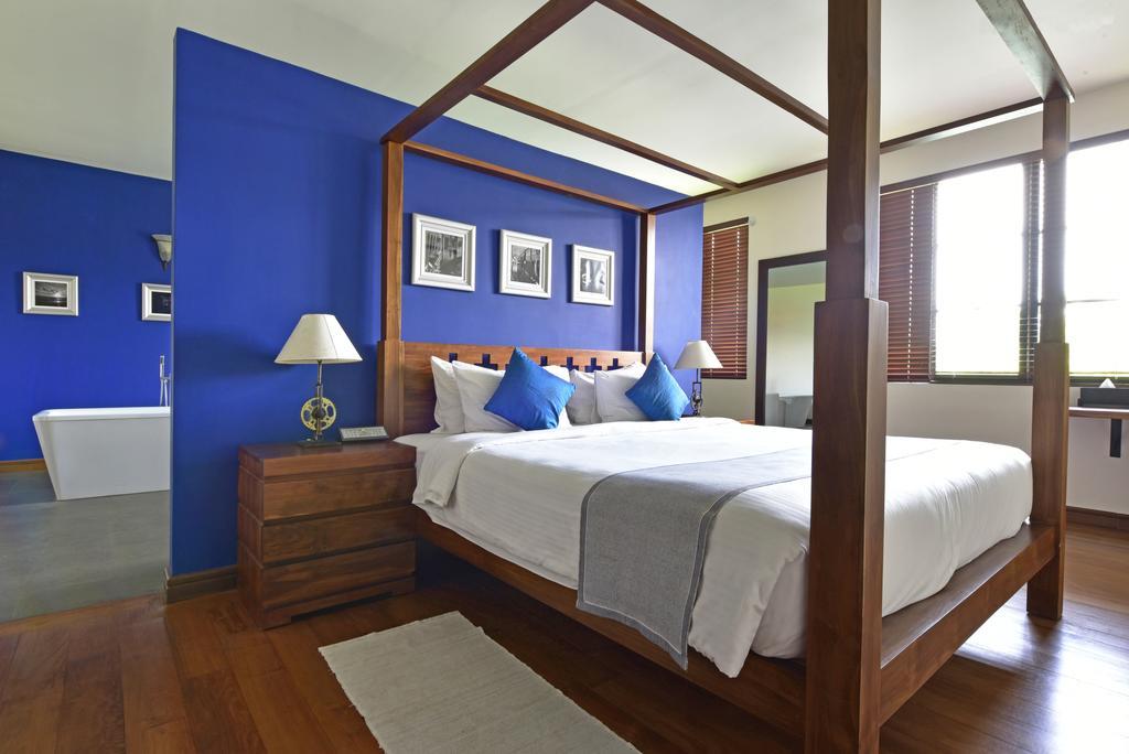 Colombo Court Hotel & Spa Exterior photo